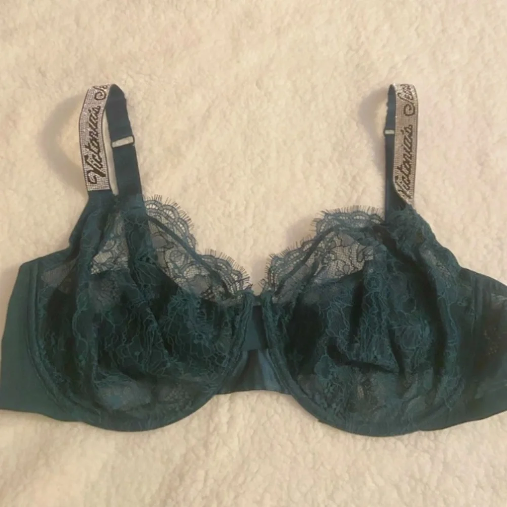 New! Victoria’s Secret shine logo strap unlined lace demi bra 4822